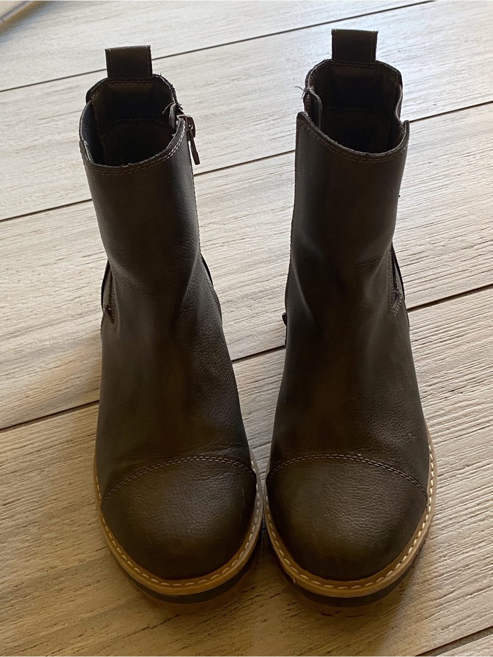 Women’s Brown Leather Zip Ankle Boots